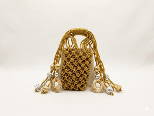 The Aurelia Pouch